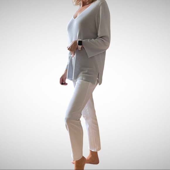 Eileen Fisher Superfine Merino Wool V-Neck Sweater Light Blue XS NWOT - Picture 3 of 10